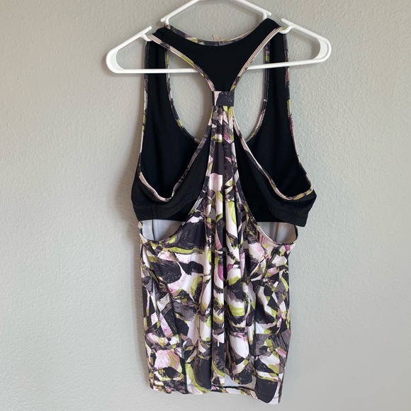 Actra Racerback Workout Top w/ built in sports bra - Picture 3 of 5